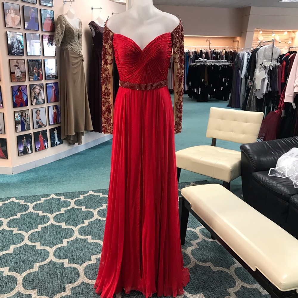 Size 6 Sherri Hill Couture gown new with tags